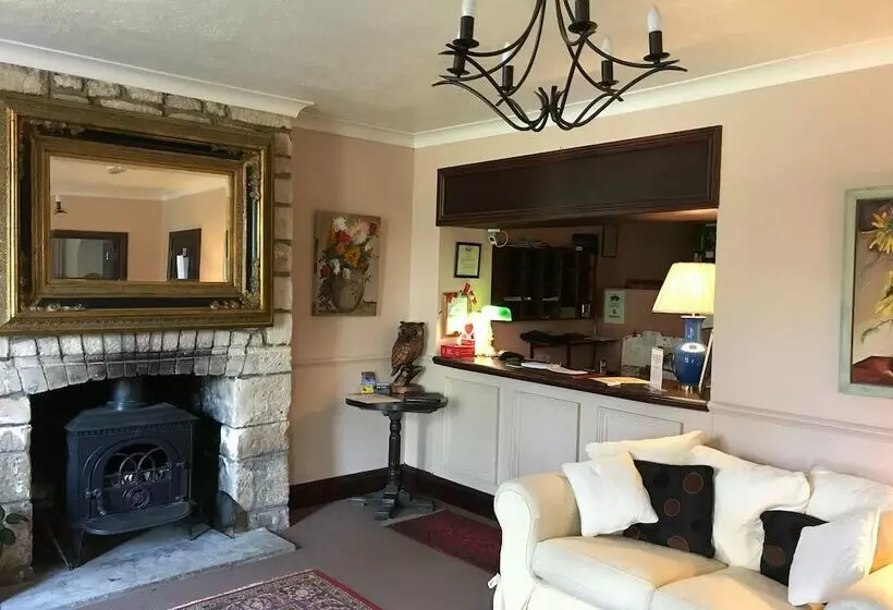 Aamiaismajoitus (B&B) Sodbury House