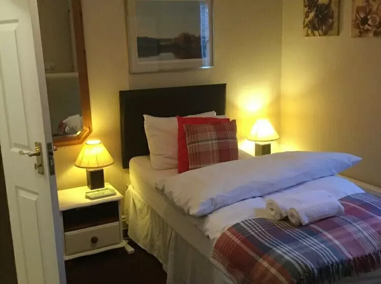 Aamiaismajoitus (B&B) Sodbury House