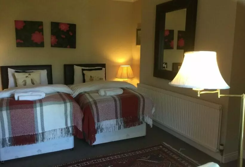 Aamiaismajoitus (B&B) Sodbury House