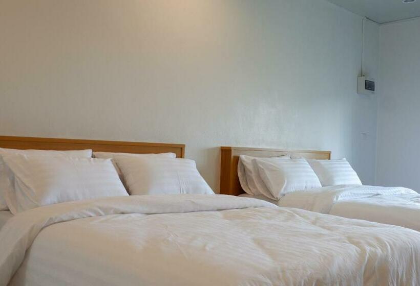 فندق Ama Maesalong