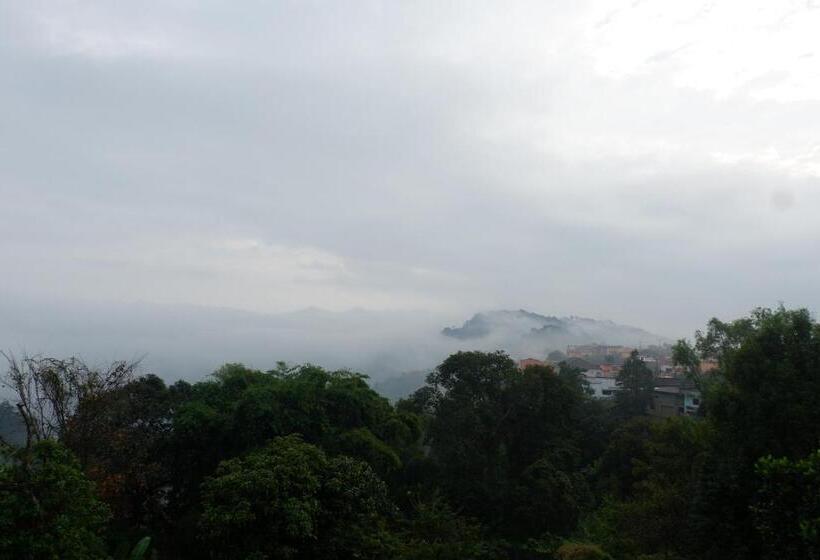 فندق Ama Maesalong