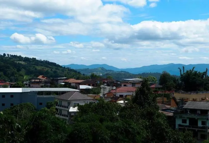 Hotelli Ama Maesalong