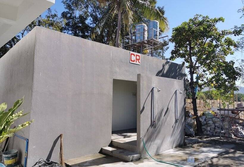 فندق Istana Baylon Resort