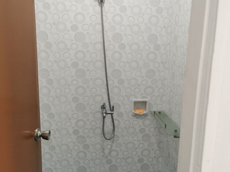 فندق Istana Baylon Resort