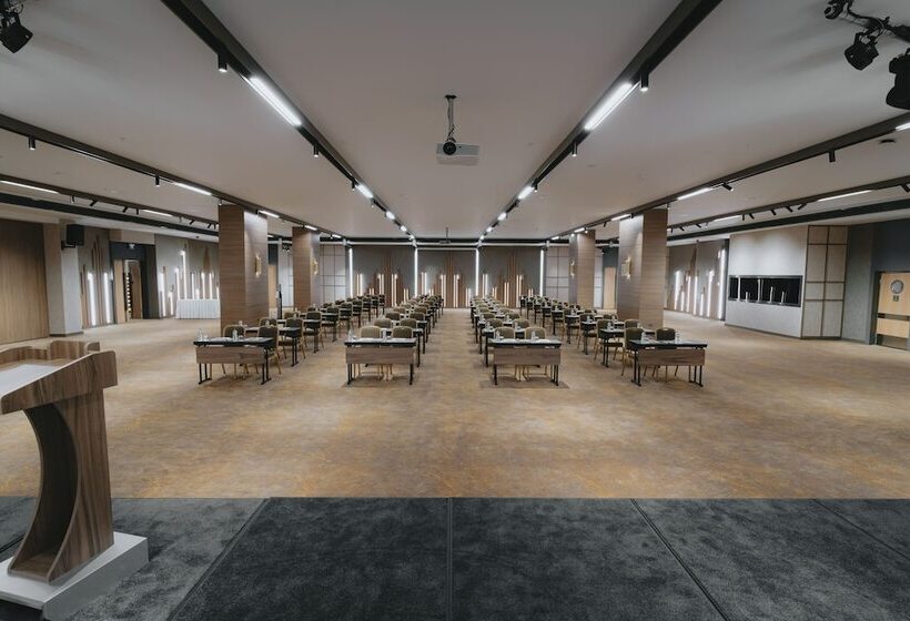 هتل Mercure Trabzon