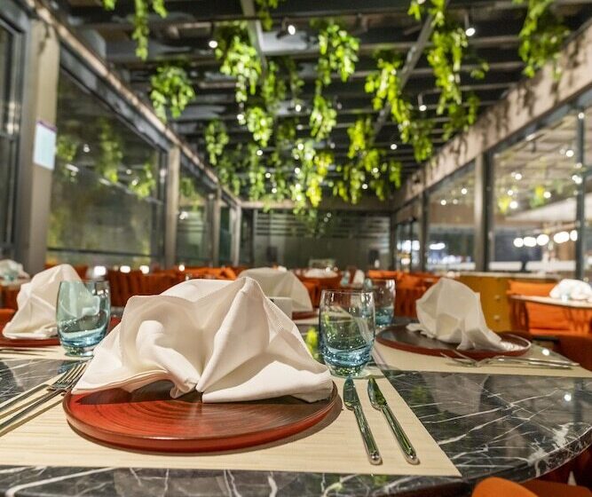 هتل Mercure Trabzon