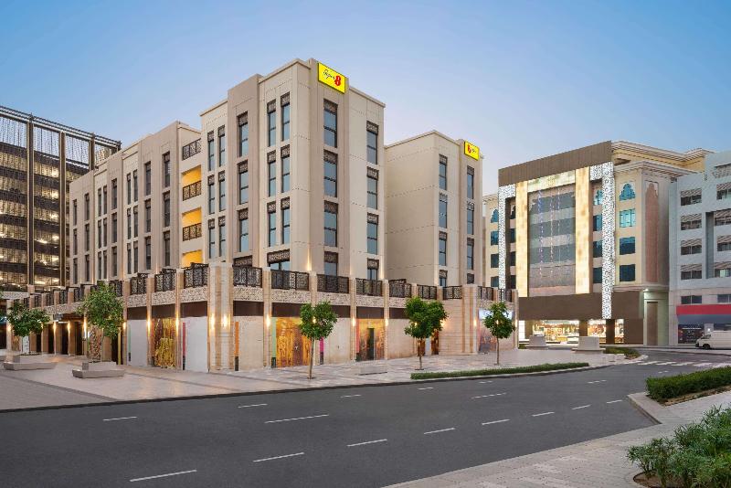Отель Super 8 By Wyndham Dubai Deira