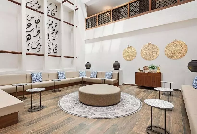 Hotelli Super 8 By Wyndham Dubai Deira