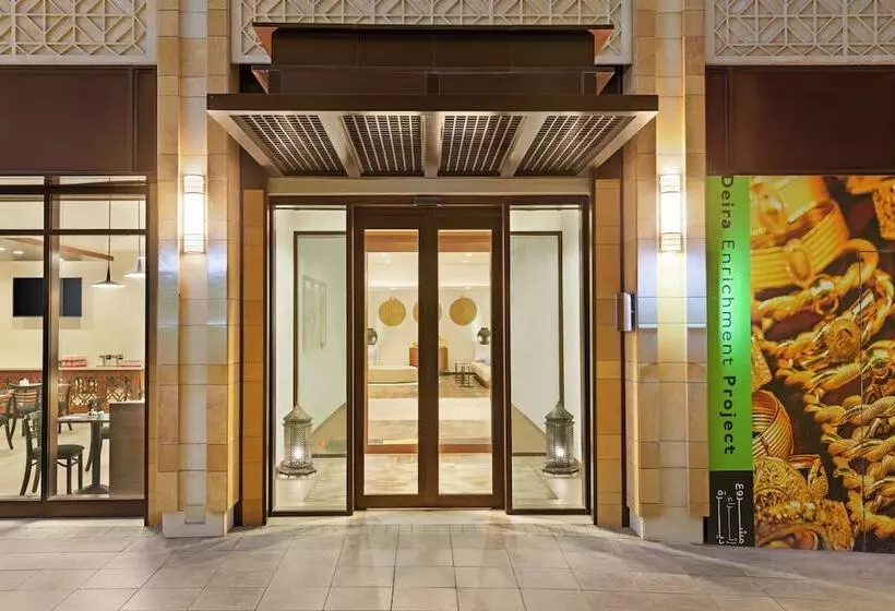 Hotelli Super 8 By Wyndham Dubai Deira