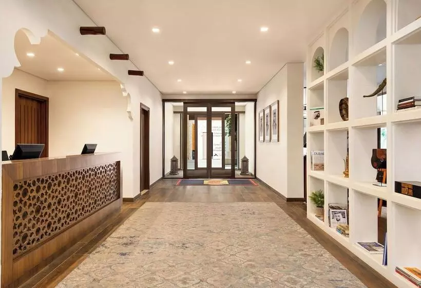 Hotelli Super 8 By Wyndham Dubai Deira