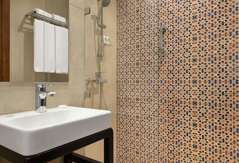 Hotelli Super 8 By Wyndham Dubai Deira