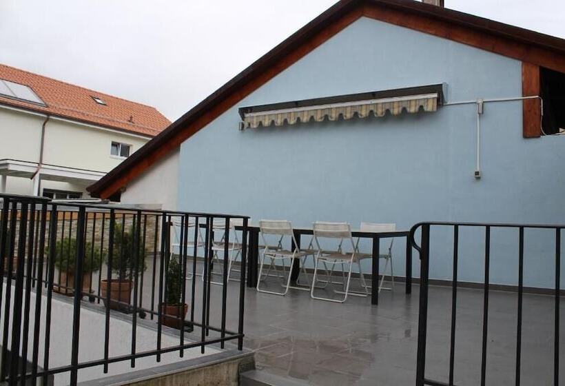 تختخواب و صبحانه Au Cœur Du Vignoble Sur Bursins