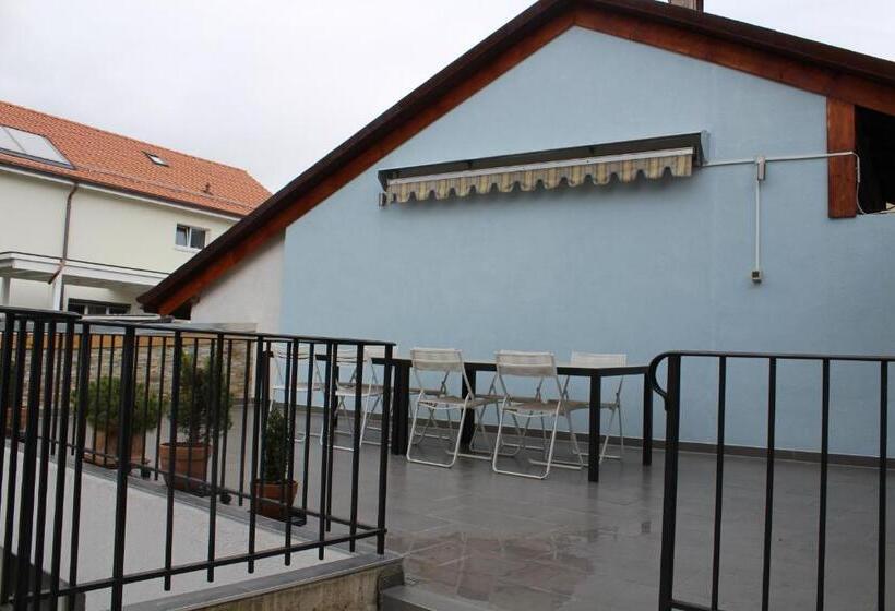 تختخواب و صبحانه Au Cœur Du Vignoble Sur Bursins