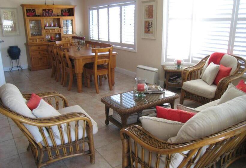 Brezza Bella Boutique Bed & Breakfast