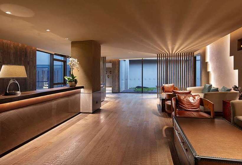 Отель Conrad Jiuzhaigou