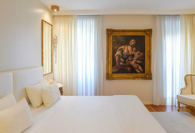 ホテル Sundial Gardens & Suites