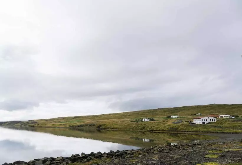 هتل Tangahús Guesthouse
