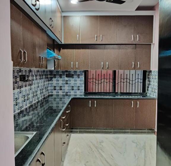 Hotell Temple Stay   Uma Residency And Guest House