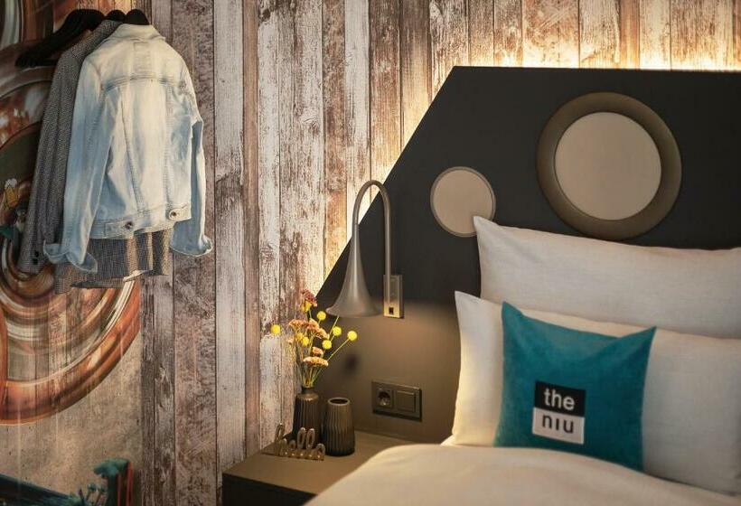 Otel Holiday Inn The Niu, Brass Munich Olympiapark, An Ihg