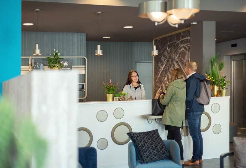 Otel Holiday Inn The Niu, Brass Munich Olympiapark, An Ihg