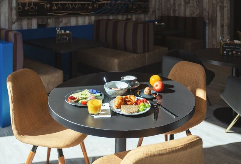 Otel Holiday Inn The Niu, Brass Munich Olympiapark, An Ihg