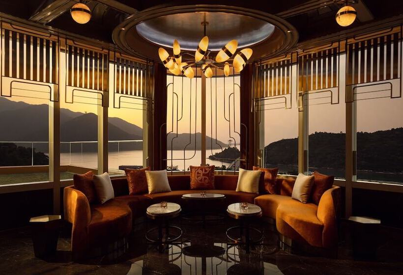 Hotel The Silveri Hong Kong  Mgallery
