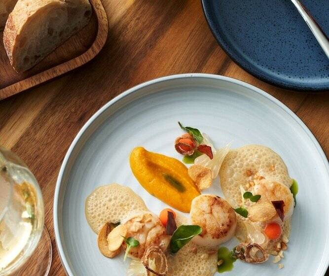 Hotel The Silveri Hong Kong  Mgallery