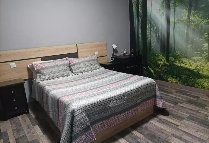 پانسیون Hostal El Bosque Encantado Toledo