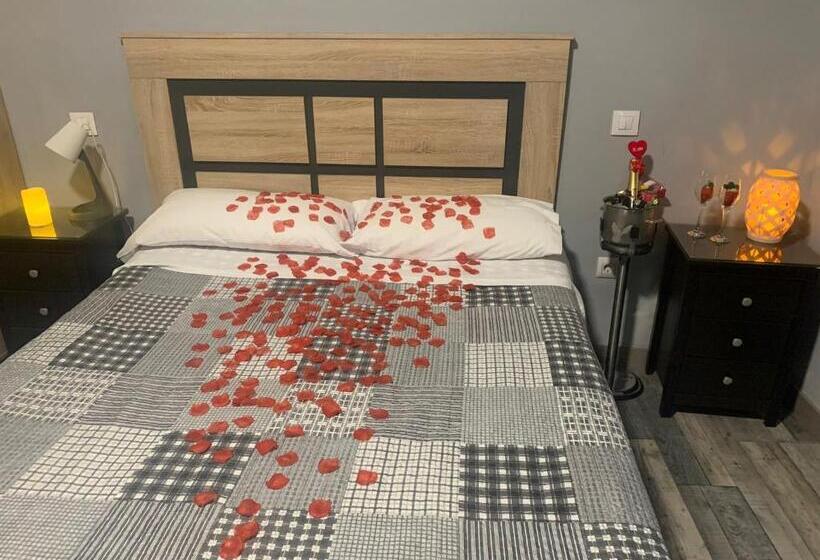 膳宿费 Hostal El Bosque Encantado Toledo