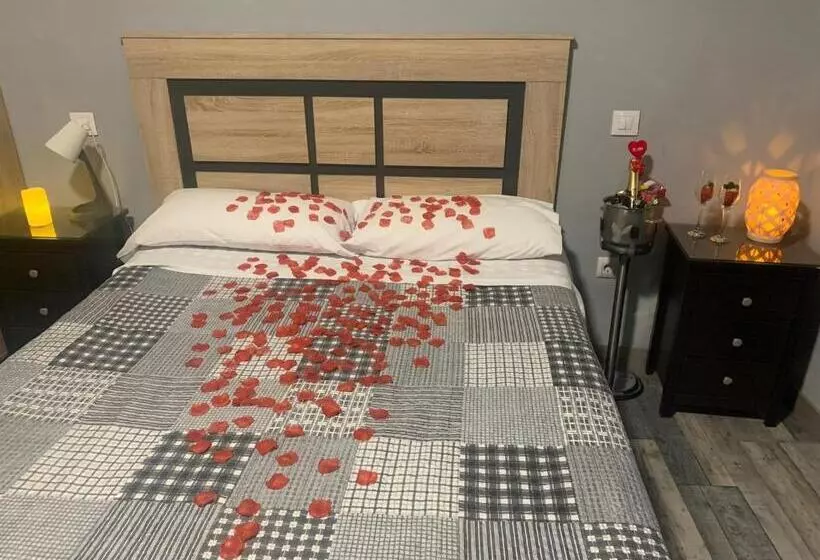 پانسیون Hostal El Bosque Encantado Toledo