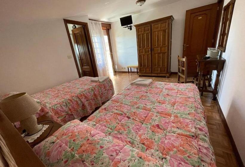 بنسيون Hostal Restaurante Luz De Luna