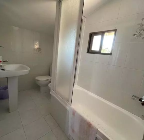 ペンション Hostal Restaurante Luz De Luna