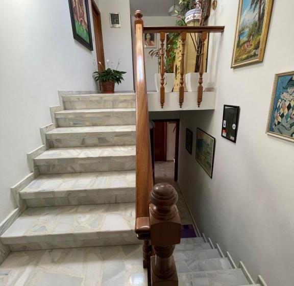 بنسيون Hostal Restaurante Luz De Luna