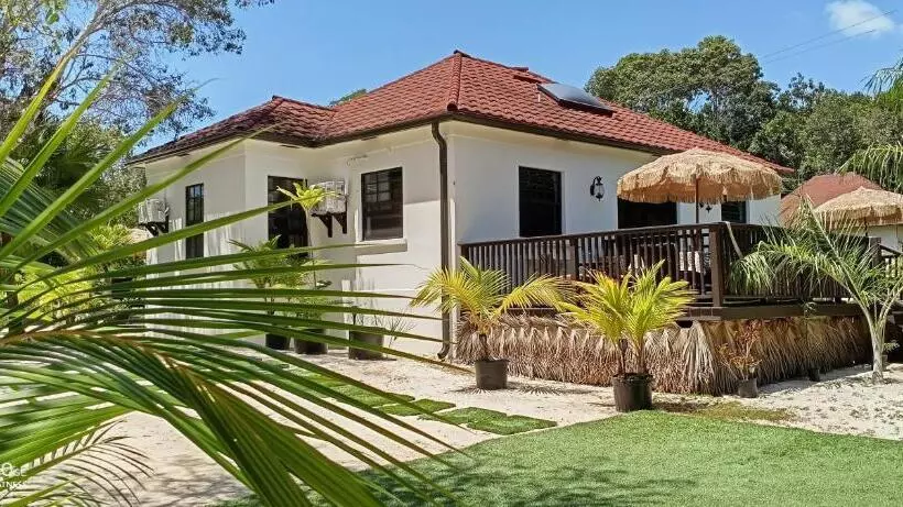 هاستل The Pilot House