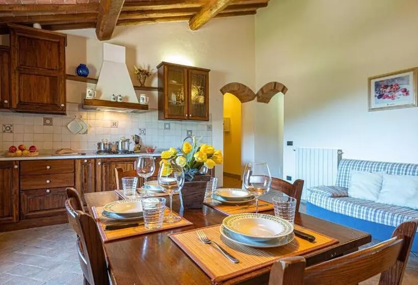 Hotelli Agriturismo Casavaiano