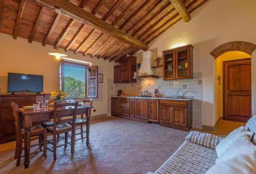 Hotelli Agriturismo Casavaiano