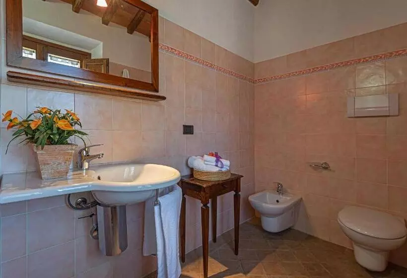 Hotelli Agriturismo Casavaiano