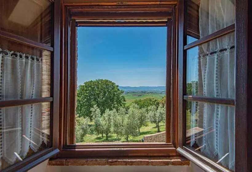 Hotelli Agriturismo Casavaiano