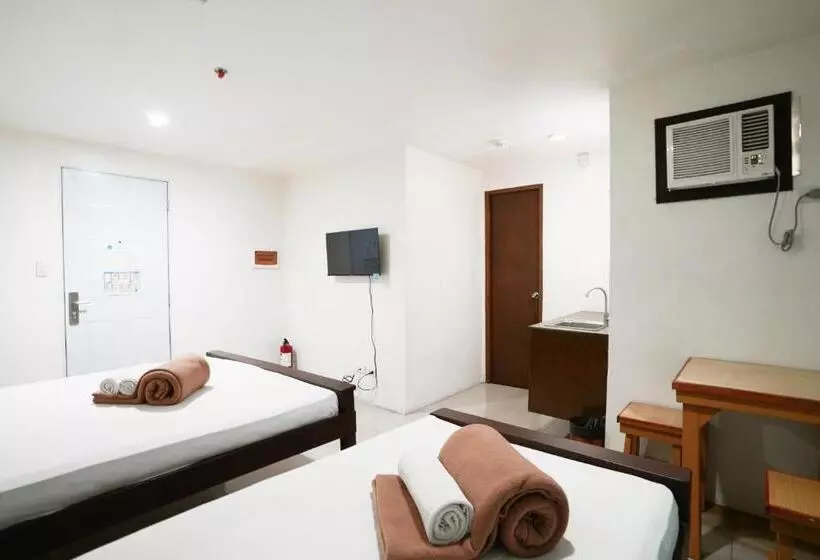 Arzo Hotel Makati