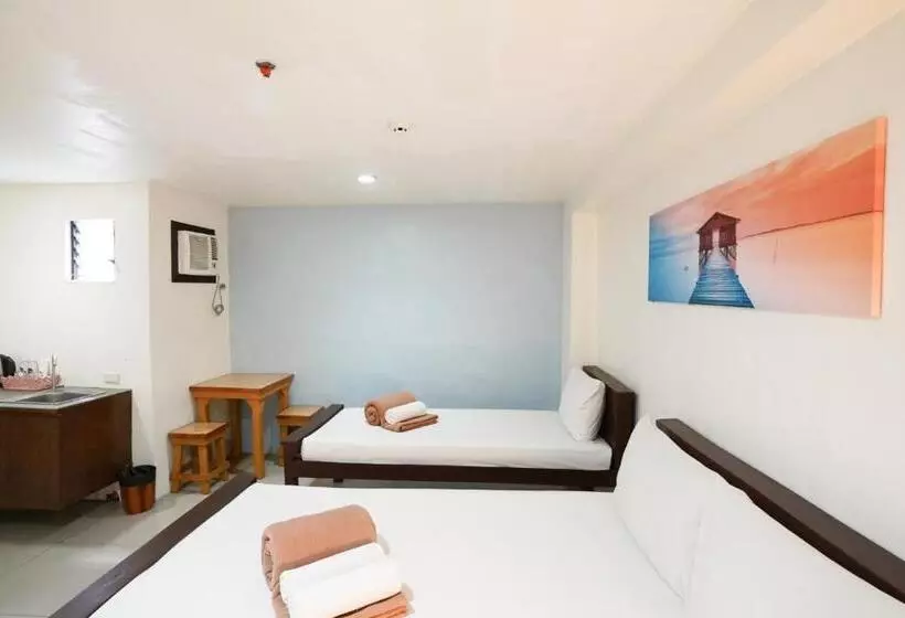 Arzo Hotel Makati