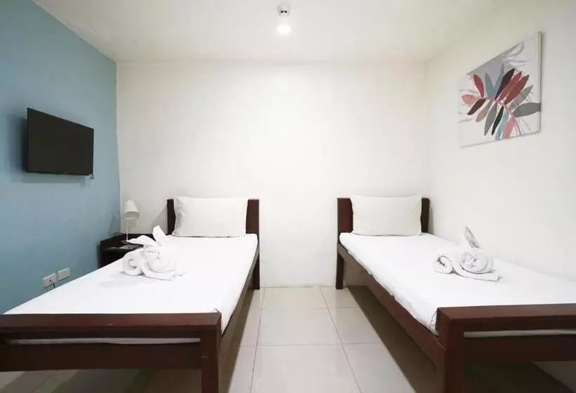 Arzo Hotel Makati