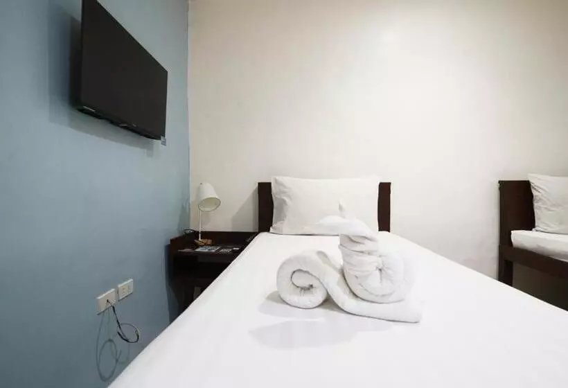 Arzo Hotel Makati