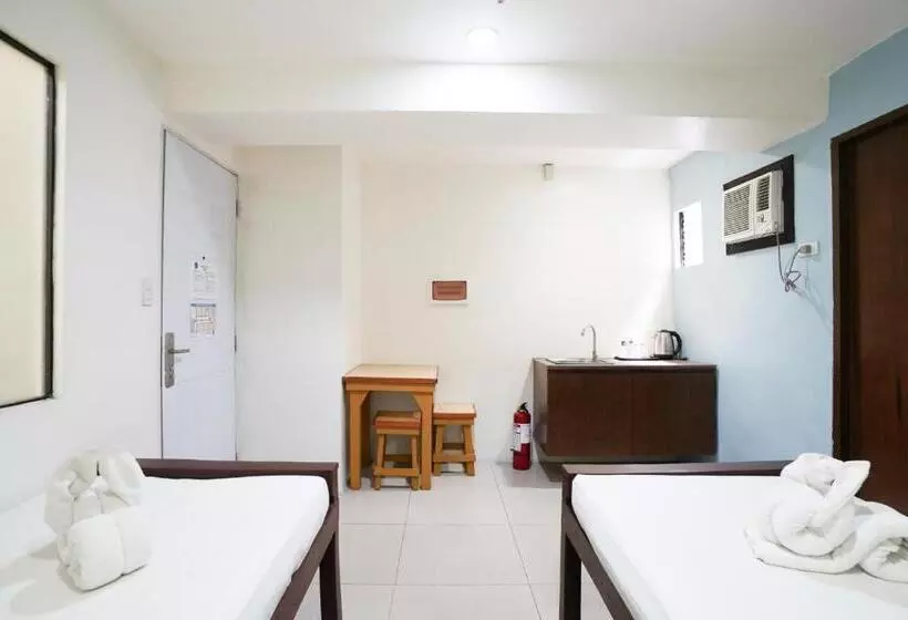 Arzo Hotel Makati