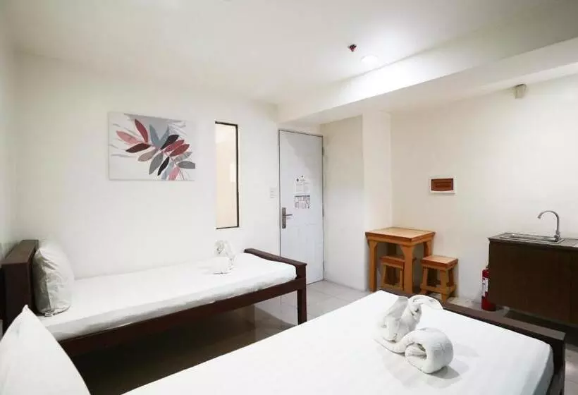 Arzo Hotel Makati