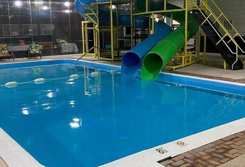 فندق Camp Inn Lodge