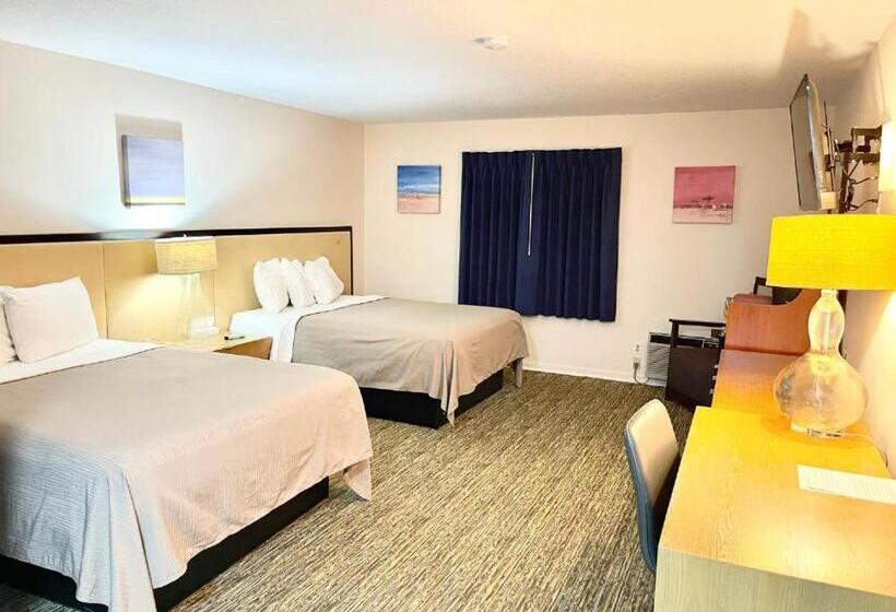 فندق Camp Inn Lodge