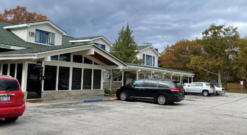 فندق Camp Inn Lodge