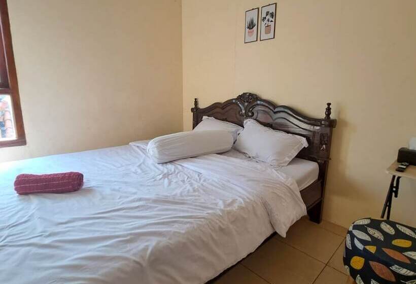 בית מלון כפרי Dinar Family