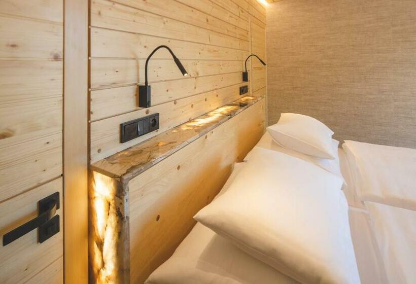 בית מלון כפרי Forest Resort