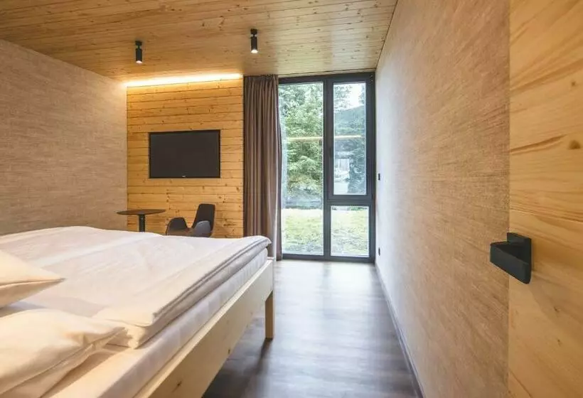 Hotelli Forest Resort